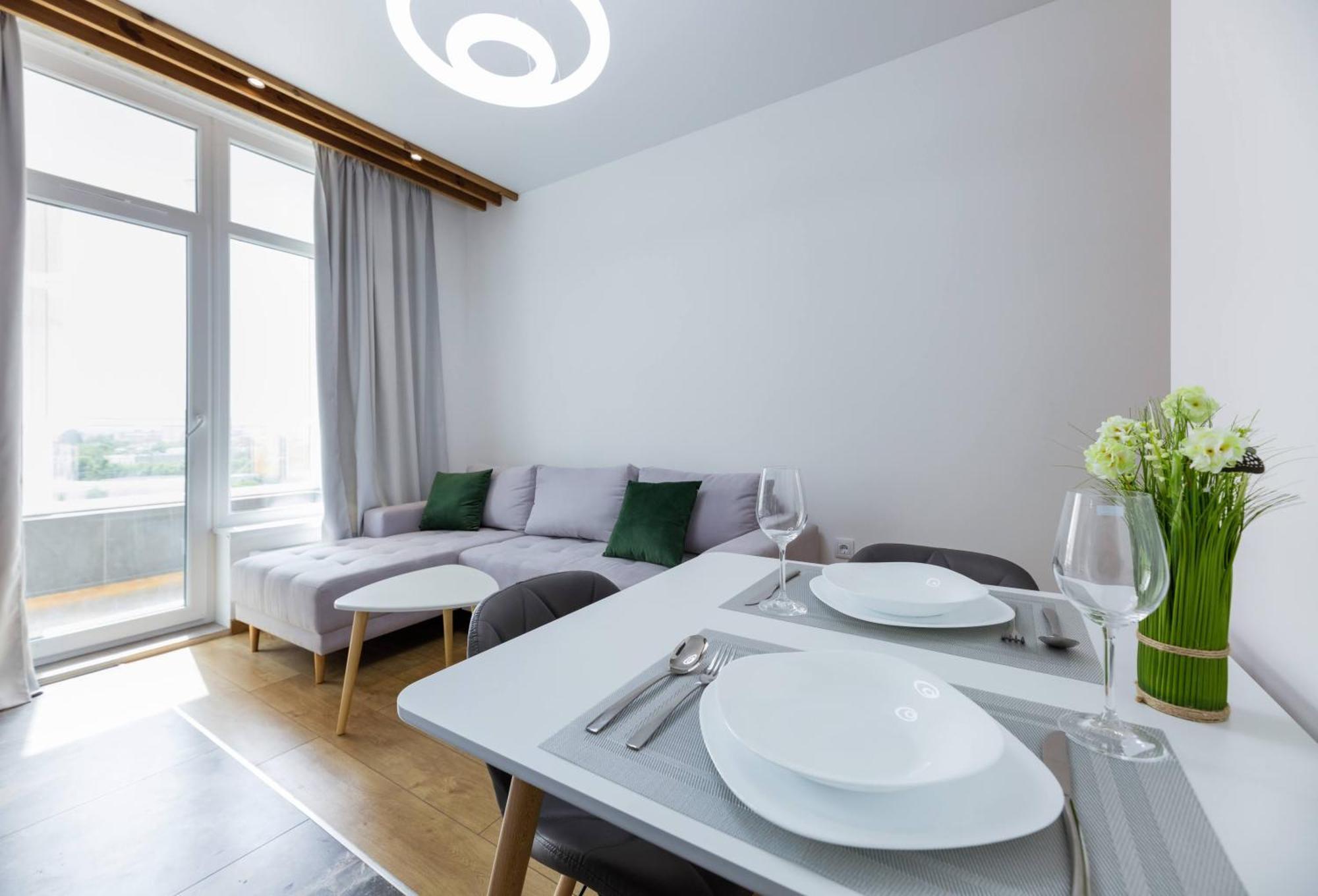 Nyvky Like Home - Nyvky Park - Apt 45 Kiev Bagian luar foto